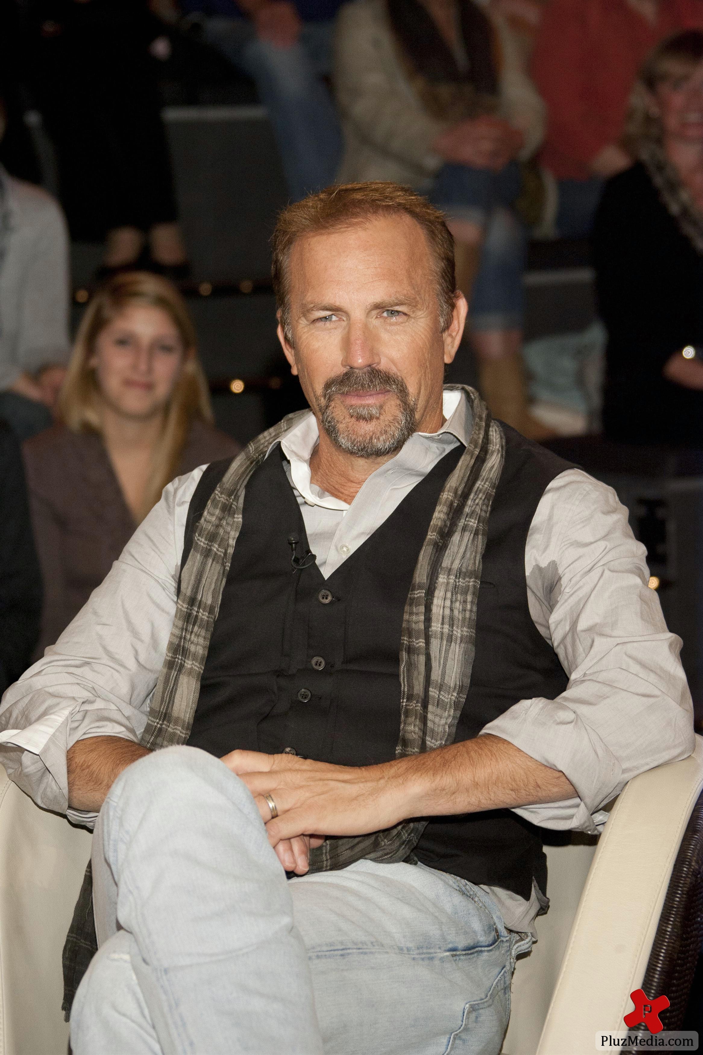 Kevin Costner at a photocall for the ZDF show 'Markus Lanz' | Picture 83718